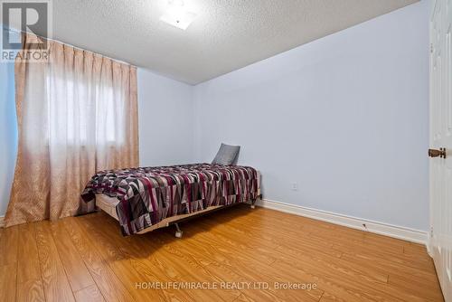 4867 Rathkeale Road, Mississauga, ON - Indoor Photo Showing Bedroom