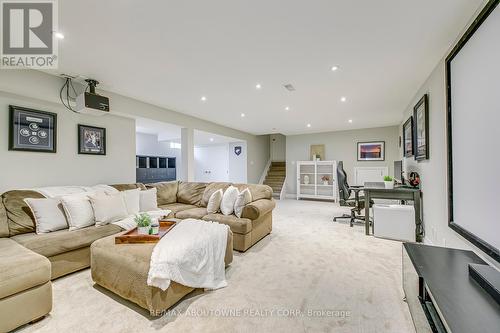 1386 Grosvenor Street, Oakville, ON - Indoor Photo Showing Living Room