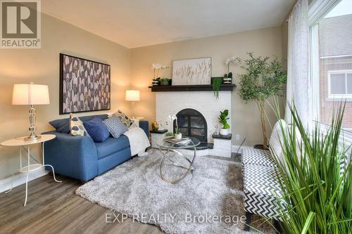 337 Guelph Street, Kitchener, ON - Indoor Photo Showing Living Room With Fireplace