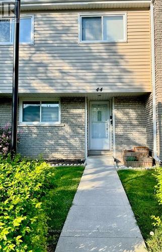44 - 711 Osgoode Drive, London, ON - Outdoor