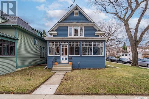 502 10Th Street E, Saskatoon, SK - Outdoor With Facade