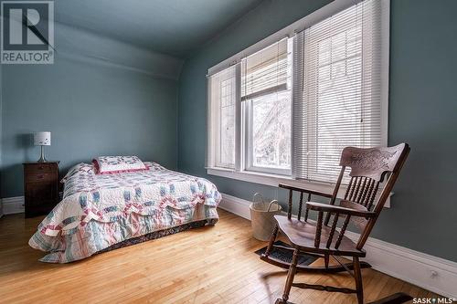 502 10Th Street E, Saskatoon, SK - Indoor Photo Showing Bedroom