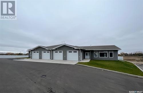 7 2330 Morsky Drive, Estevan, SK - Outdoor