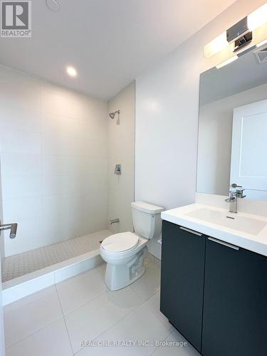 3419 - 50 Dunfield Avenue, Toronto, ON - Indoor Photo Showing Bathroom