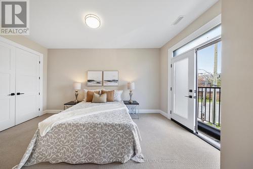 732 Hillview Crescent, Pickering, ON - Indoor Photo Showing Bedroom