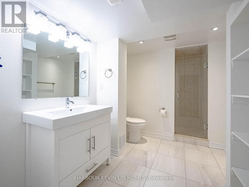 183 Maurier Boulevard, Vaughan, ON - Indoor Photo Showing Bathroom