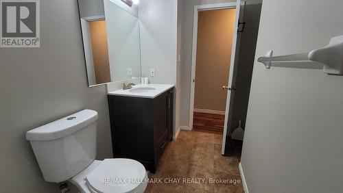 228 Huronia Road, Barrie, ON - Indoor Photo Showing Bathroom