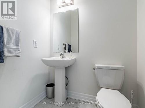 86 - 975 Whitlock, Milton, ON - Indoor Photo Showing Bathroom