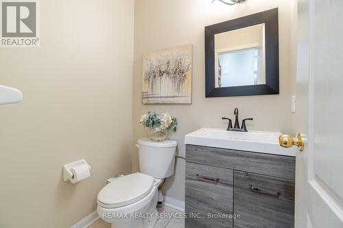 8 Sugarhill Drive, Brampton, ON - Indoor Photo Showing Bathroom