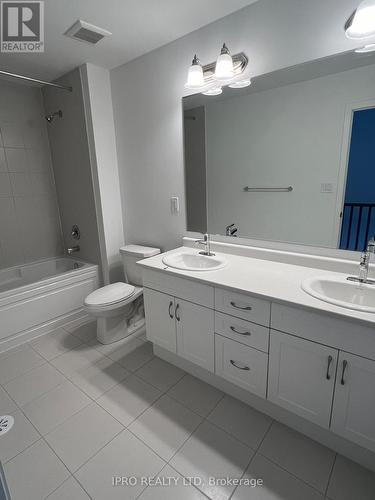 2 Plume Street, Brampton, ON - Indoor Photo Showing Bathroom