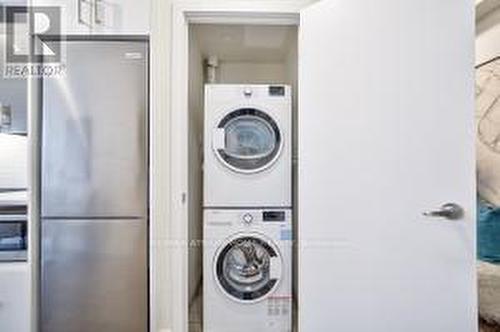 201 - 188 Fairview Mall Drive, Toronto, ON - Indoor Photo Showing Laundry Room