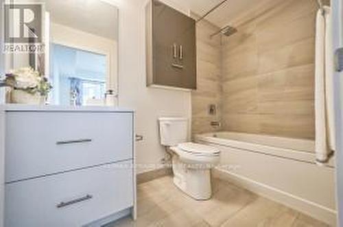 201 - 188 Fairview Mall Drive, Toronto, ON - Indoor Photo Showing Bathroom