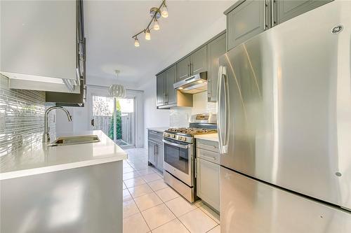 104 Frances Avenue|Unit #42, Stoney Creek, ON - Indoor Photo Showing Kitchen With Stainless Steel Kitchen With Upgraded Kitchen