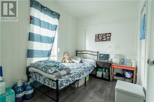 215 Louisa Street, Cornwall, ON - Indoor Photo Showing Bedroom