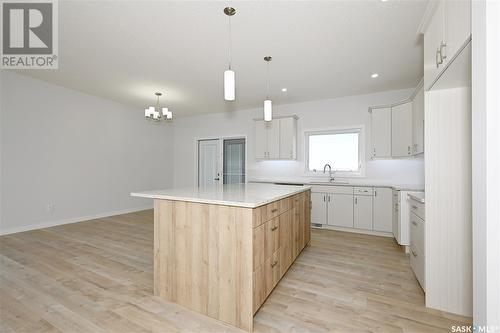 8 2330 Morsky Drive, Estevan, SK - Indoor Photo Showing Kitchen With Upgraded Kitchen