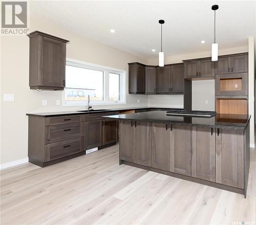 10 2330 Morsky Drive, Estevan, SK - Indoor Photo Showing Kitchen