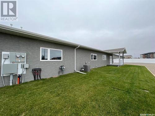 10 2330 Morsky Drive, Estevan, SK - Outdoor