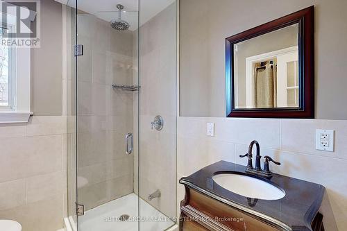 35 Ellins Avenue, Toronto, ON - Indoor Photo Showing Bathroom