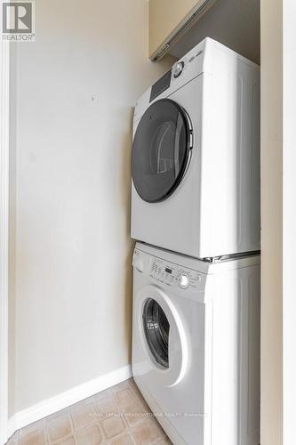 1405 - 100 Millside Drive, Milton, ON - Indoor Photo Showing Laundry Room