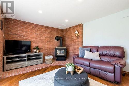 164 Dundas Street E, Hamilton, ON - Indoor Photo Showing Living Room With Fireplace
