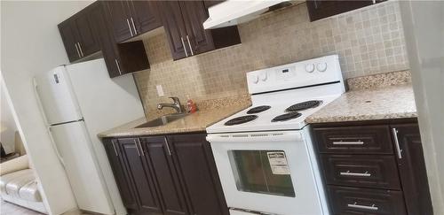 69 Holmes Avenue, Hamilton, ON - Indoor Photo Showing Kitchen