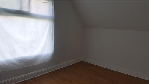69 Holmes Avenue, Hamilton, ON - Indoor Photo Showing Other Room