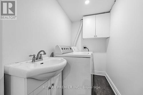 118 Crawforth Street, Whitby, ON - Indoor Photo Showing Laundry Room
