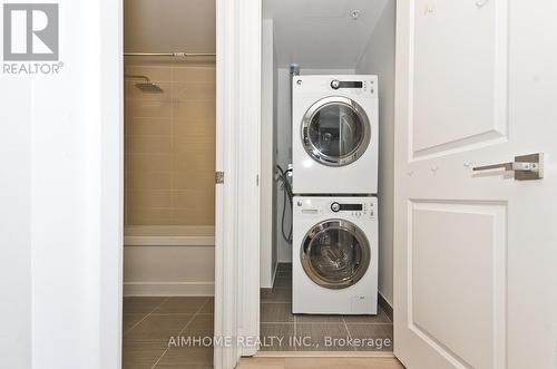 2310 - 7171 Yonge Street, Markham, ON - Indoor Photo Showing Laundry Room
