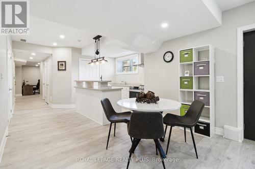 31 Pagean Drive, Richmond Hill, ON - Indoor Photo Showing Dining Room