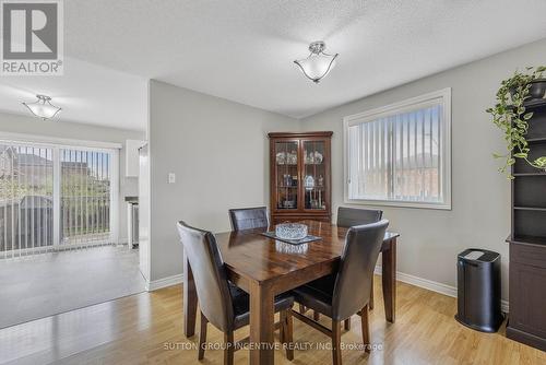 23 Shalom Way, Barrie, ON - Indoor Photo Showing Dining Room