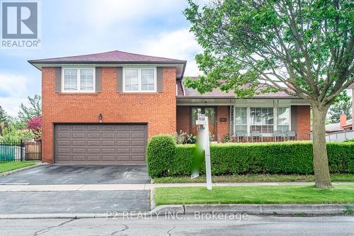 6 Archway Crescent, Toronto, ON - Outdoor