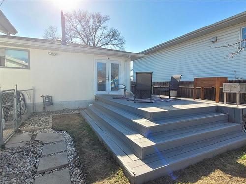 48 18Th Street Sw, Portage La Prairie, MB - Outdoor With Deck Patio Veranda