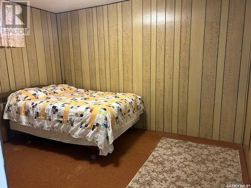 519 1St Street W, Leader, SK - Indoor Photo Showing Bedroom