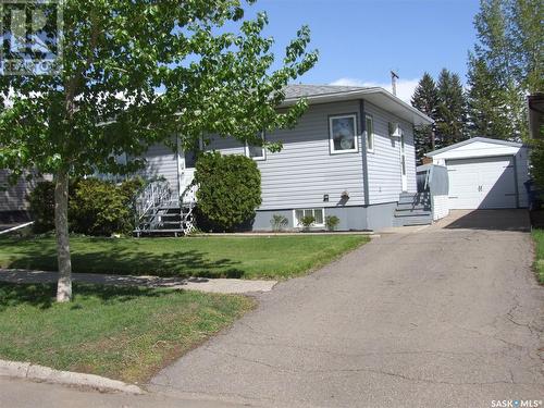 519 1St Street W, Leader, SK - Outdoor