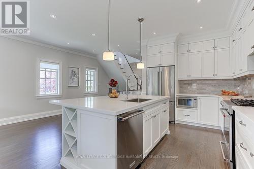 58 Granlea Road, Toronto, ON - Indoor Photo Showing Kitchen With Upgraded Kitchen