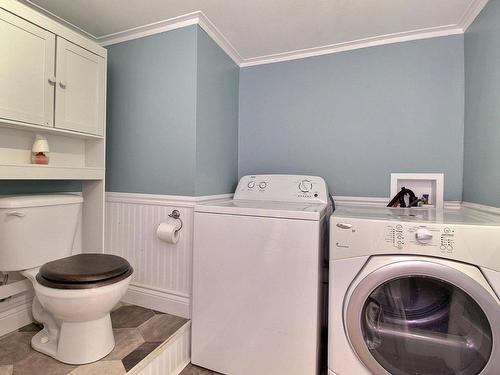Bathroom - 415 6E Avenue, Val-D'Or, QC - Indoor Photo Showing Laundry Room