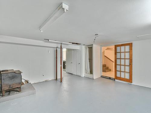 Basement - 17 Rue Du Joli-Trappeur, Sainte-Marguerite-Du-Lac-Masson, QC - Indoor Photo Showing Other Room