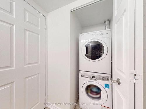 708-7 Lorraine Dr, Toronto, ON - Indoor Photo Showing Laundry Room