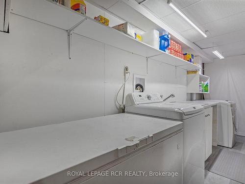 127 Leeson St S, East Luther Grand Valley, ON - Indoor Photo Showing Laundry Room
