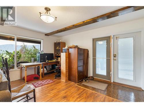 2545 6 Highway E, Lumby, BC - Indoor Photo Showing Other Room