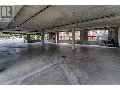 9845 Eastside Road Unit# 31, Vernon, BC - Indoor Photo Showing Garage