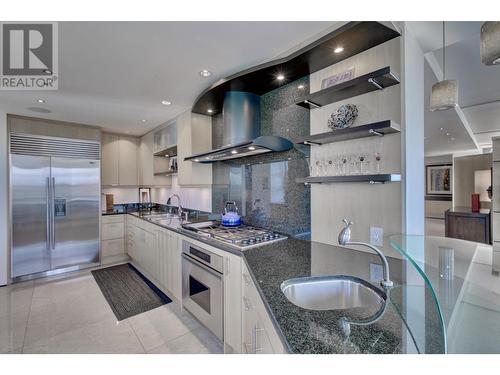 2088 Barclay Street, Vancouver, BC - Indoor Photo Showing Kitchen