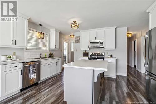 119 Sunset Drive, Fredericton, NB - Indoor Photo Showing Kitchen With Upgraded Kitchen