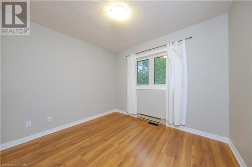 35 2Nd Avenue Ne, Chesley, ON - Indoor Photo Showing Other Room