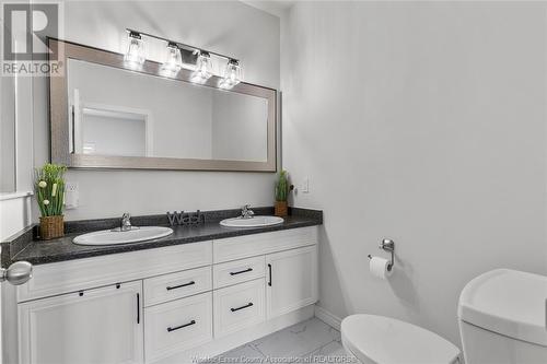 6156 Tiburon Crescent, Lasalle, ON - Indoor Photo Showing Bathroom