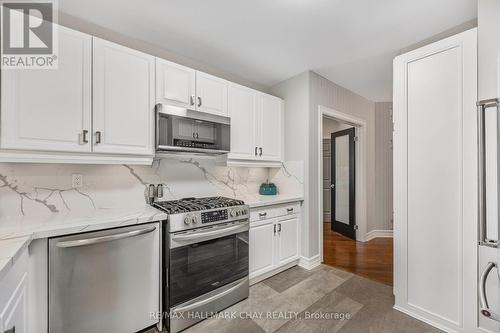 20 - 1 Fortuna Circle, New Tecumseth, ON - Indoor Photo Showing Kitchen With Upgraded Kitchen