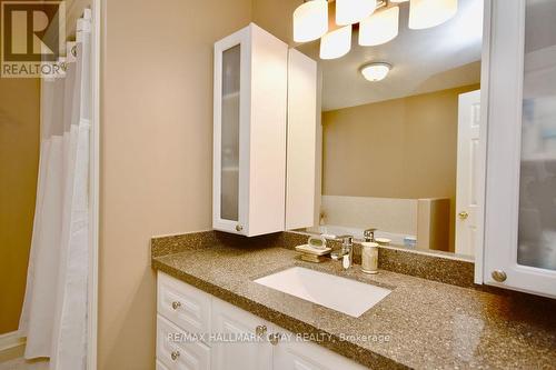 167 Crompton Drive, Barrie, ON - Indoor Photo Showing Bathroom