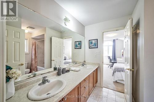 603 Nairn Circle, Milton, ON - Indoor Photo Showing Bathroom