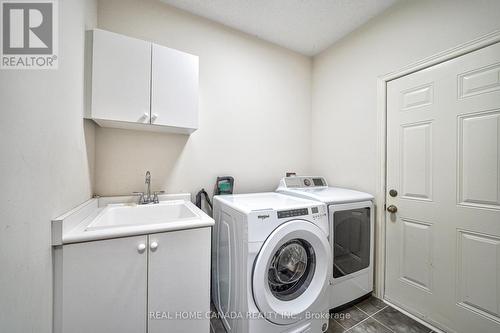 603 Nairn Circle, Milton, ON - Indoor Photo Showing Laundry Room