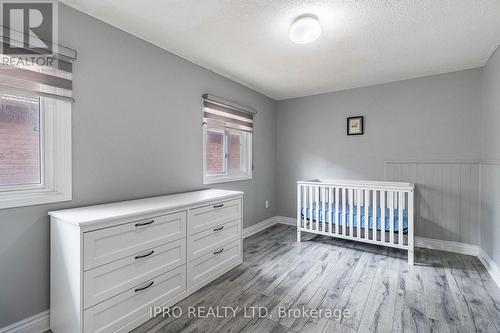 29 Cheviot Crescent, Brampton, ON - Indoor Photo Showing Bedroom